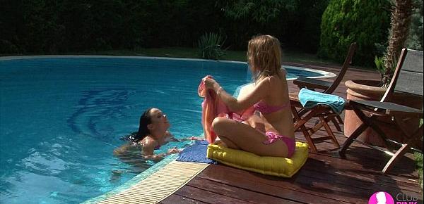  Viv Thomas Lesbian HD - Stunning hot babes in the pool